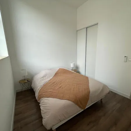 Ferienwohnung Le Cote Cour Dole Exterior foto
